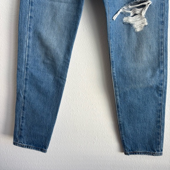 Levi's Wedgie Straight Leg High-Rise Light Blue Rigid Distressed Trendy Jeans 25 - Picture 4 of 9